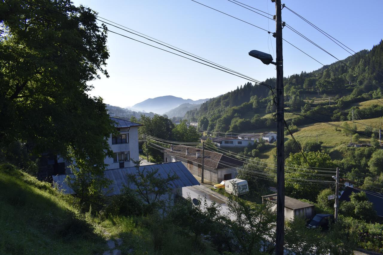 Guest Rooms Waterfall Smolyan Extérieur photo
